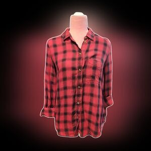 American Eagle Boyfriend Red/Black Plaid Button-down 3/4 sleeve Sz Small